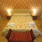 Frühstückspension L'antica Caiatia 3*